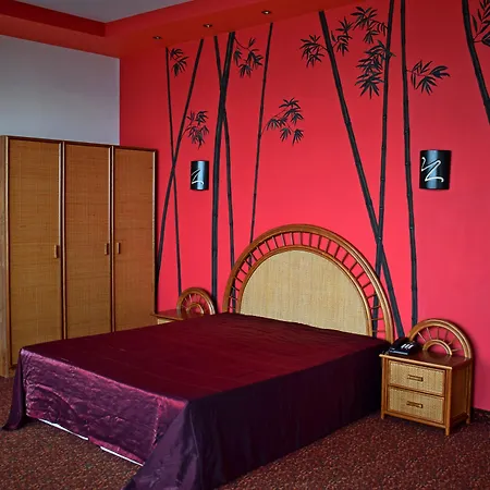 Brigantina Hotel